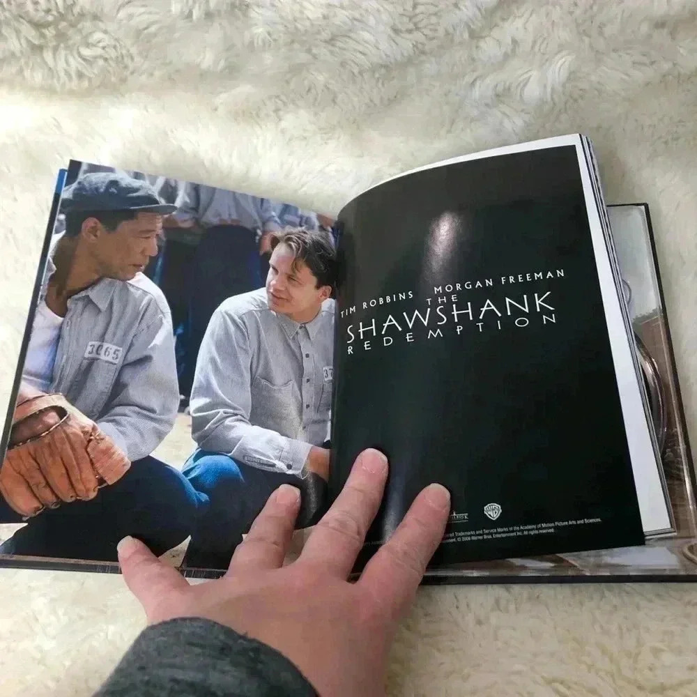 The Shawshank  Redemption Blu-Ray - Picture 3 of 7